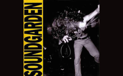 SOUNDGARDEN: LOUDER THAN LOVE Second Studio Album (1989)